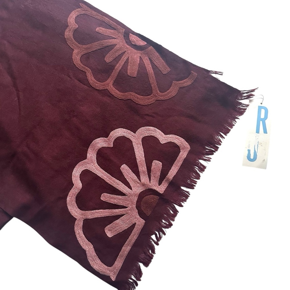 Judy Ross Burgundy Pink Hand Embroidered 100% Wool Scarf NWT - Picture 2 of 7